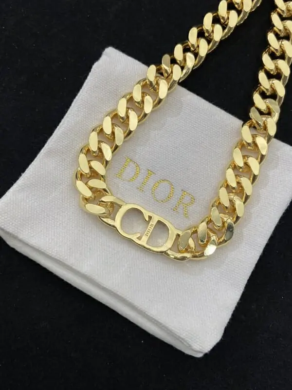 christian dior collier s_121a7a62